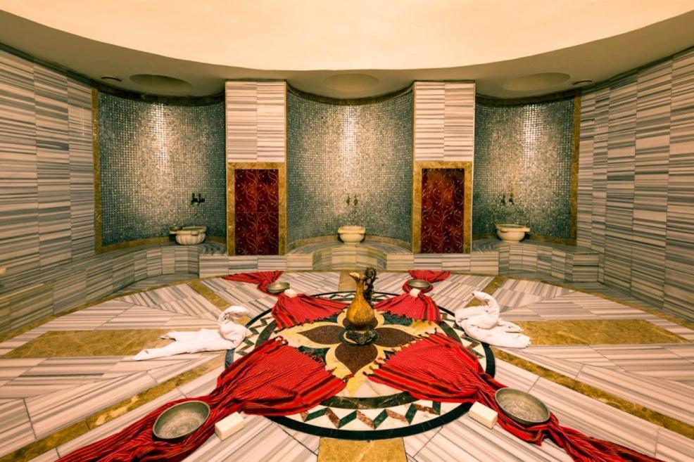 Vuni Palace Luxury Resort & Beach & Casino Kyrenia  Exterior photo