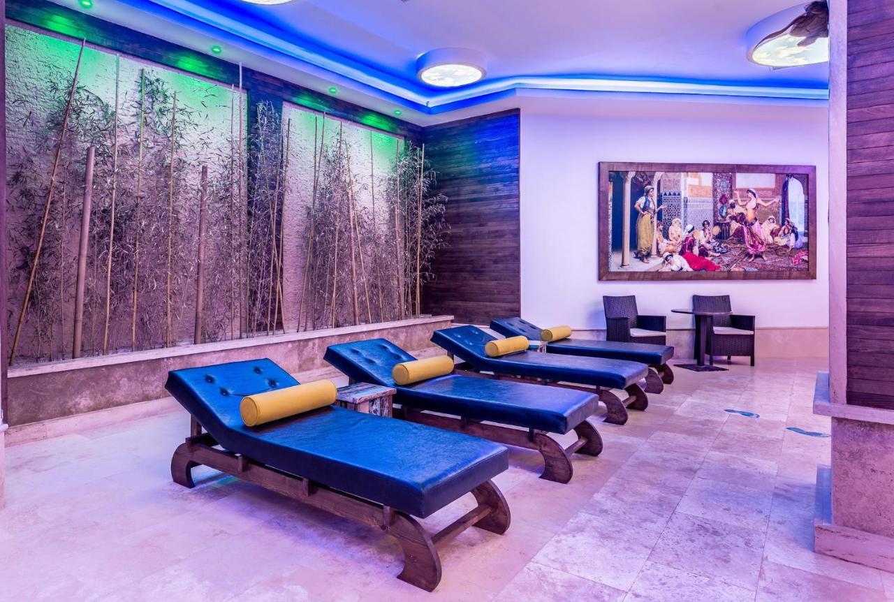 Vuni Palace Luxury Resort & Beach & Casino Kyrenia  Exterior photo