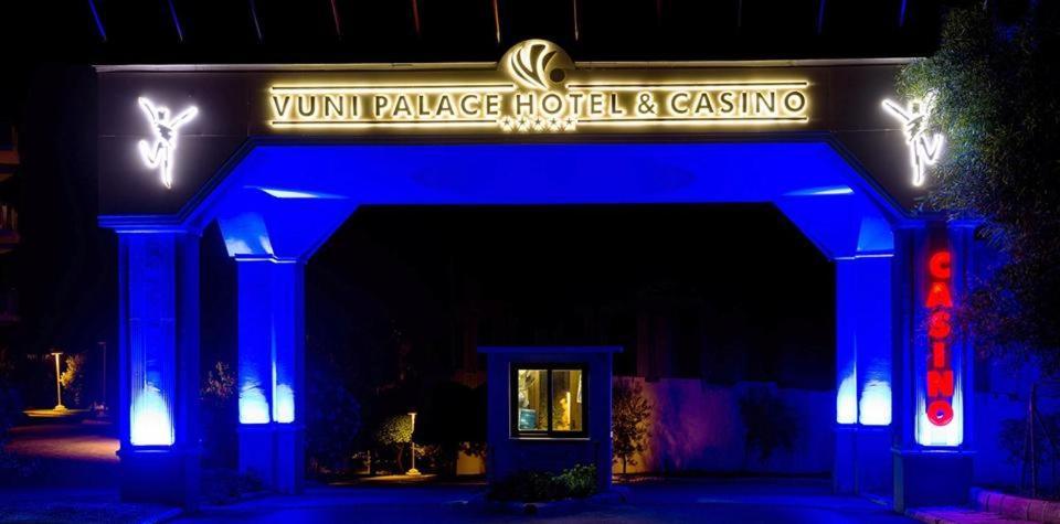 Vuni Palace Luxury Resort & Beach & Casino Kyrenia  Exterior photo